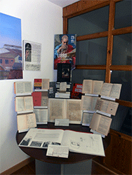 Mesa completa de recursos legislativos hist&oacute;ricos, manuales, libros, etc.