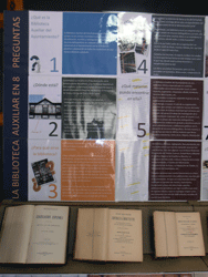 Detalle de los paneles explicativos del funcionamiento de la Biblioteca