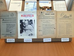 Detalle de algunas de las publicaciones de la Hemeroteca.